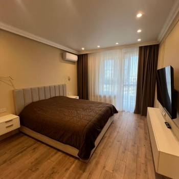 Сдается 2-х комнатная квартира, 74 м²