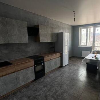Сдается 2-х комнатная квартира, 65 м²