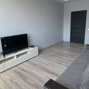 Сдается 2-х комнатная квартира, 65 м²