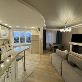 Сдается Многокомнатная квартира, 91,8 м²