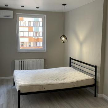 Продается 1-комнатная квартира, 37 м²