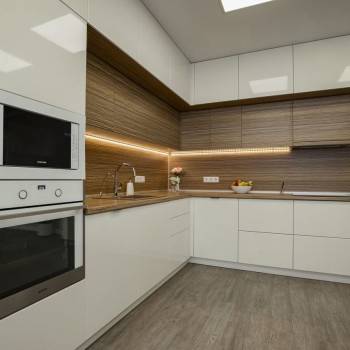 Продается 3-х комнатная квартира, 108 м²