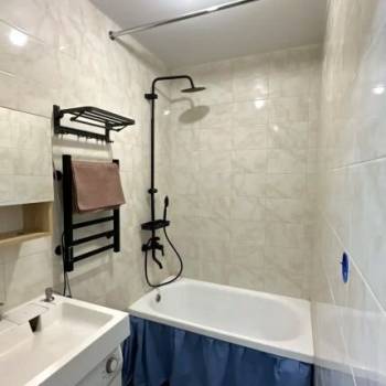 Продается 1-комнатная квартира, 39 м²