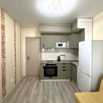 Продается 1-комнатная квартира, 39 м²