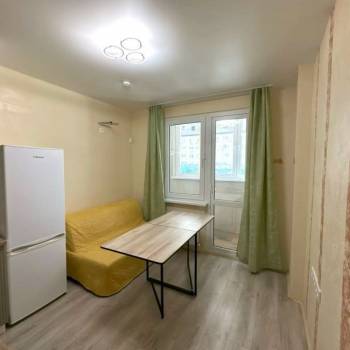 Продается 1-комнатная квартира, 39 м²