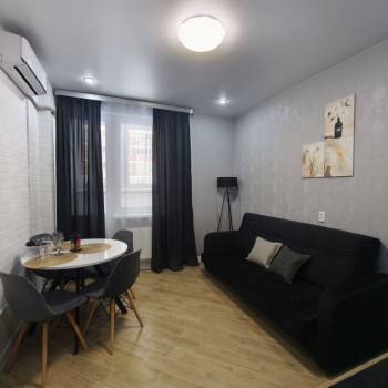 Сдается 1-комнатная квартира, 37 м²