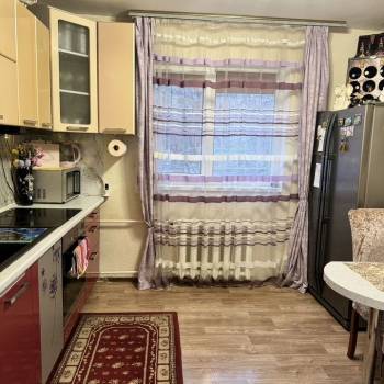 Продается 3-х комнатная квартира, 63 м²