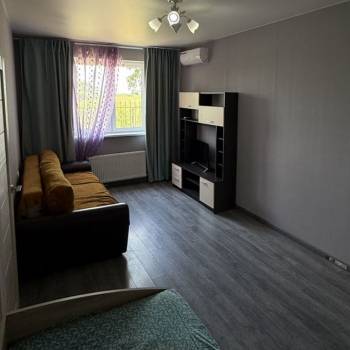 Продается 1-комнатная квартира, 33 м²