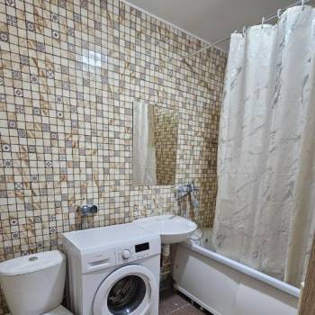 Сдается 1-комнатная квартира, 39 м²