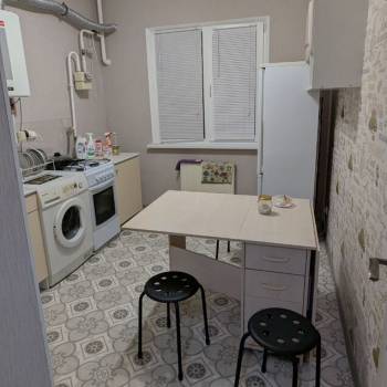 Сдается Многокомнатная квартира, 80 м²
