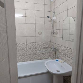 Сдается Многокомнатная квартира, 80 м²