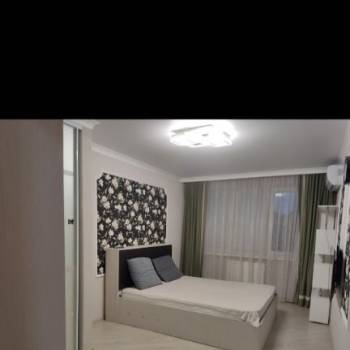 Сдается 1-комнатная квартира, 42 м²