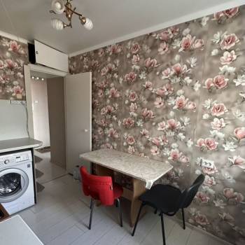 Продается 1-комнатная квартира, 34 м²