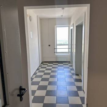 Продается 2-х комнатная квартира, 64,8 м²