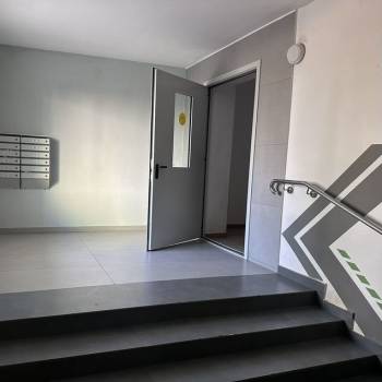 Продается 2-х комнатная квартира, 64,8 м²