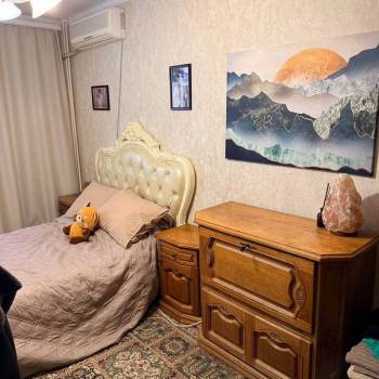 Продается Многокомнатная квартира, 93 м²