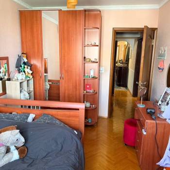 Продается Многокомнатная квартира, 93 м²