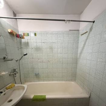 Продается Многокомнатная квартира, 85,7 м²