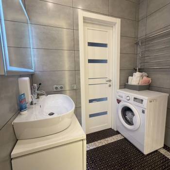 Продается 1-комнатная квартира, 51 м²