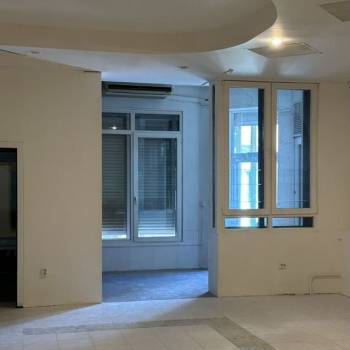 Сдается Торговое помещение, 156 м²