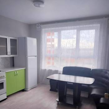 Сдается 1-комнатная квартира, 38 м²
