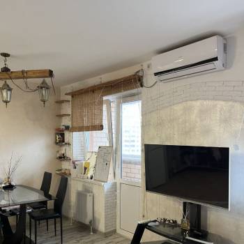 Сдается 1-комнатная квартира, 42 м²