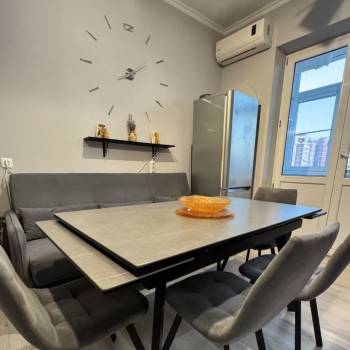 Сдается 2-х комнатная квартира, 75 м²