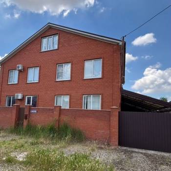 Продается Дом, 270 м²