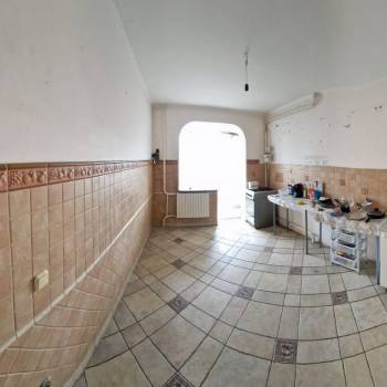 Продается 3-х комнатная квартира, 96 м²