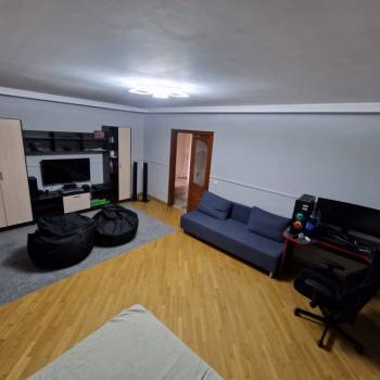 Продается 3-х комнатная квартира, 96 м²