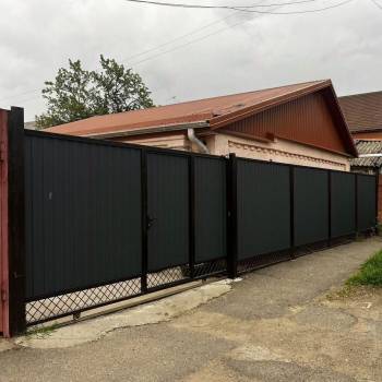 Продается Дом, 200 м²