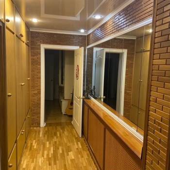 Продается Многокомнатная квартира, 86 м²