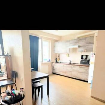 Сдается 1-комнатная квартира, 43 м²