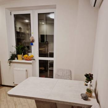 Сдается 2-х комнатная квартира, 60 м²