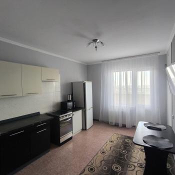 Сдается 1-комнатная квартира, 42 м²