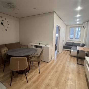 Сдается 1-комнатная квартира, 45 м²