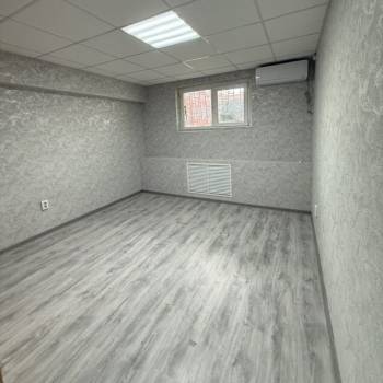 Продается Нежилое помещение, 40 м²