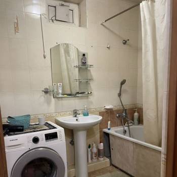 Продается Дом, 180 м²