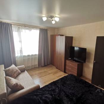 Сдается 1-комнатная квартира, 35 м²