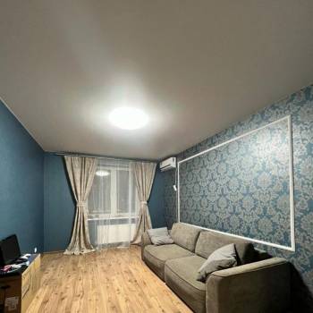 Продается 1-комнатная квартира, 39 м²