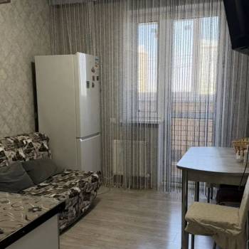 Продается 1-комнатная квартира, 37,1 м²