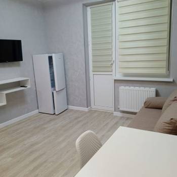 Сдается 1-комнатная квартира, 40,3 м²