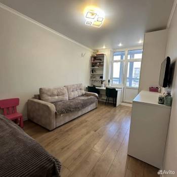 Сдается 2-х комнатная квартира, 72 м²