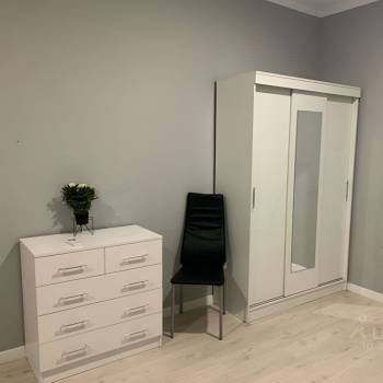 Продается 1-комнатная квартира, 36 м²