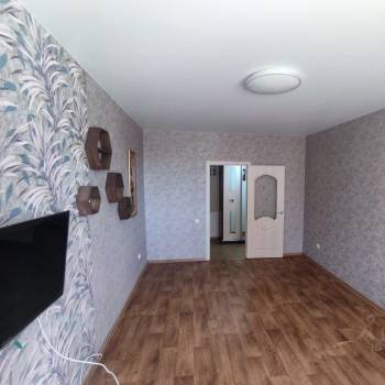 Продается 1-комнатная квартира, 45 м²