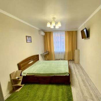 Сдается 1-комнатная квартира, 43 м²