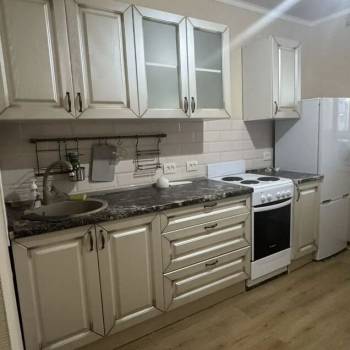 Продается 1-комнатная квартира, 38 м²