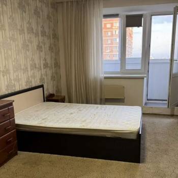 Продается 1-комнатная квартира, 38 м²