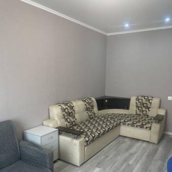 Сдается 1-комнатная квартира, 39 м²