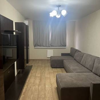 Сдается Многокомнатная квартира, 76,4 м²